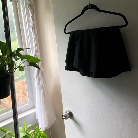 black a-line skirt - Picture 3 of 4